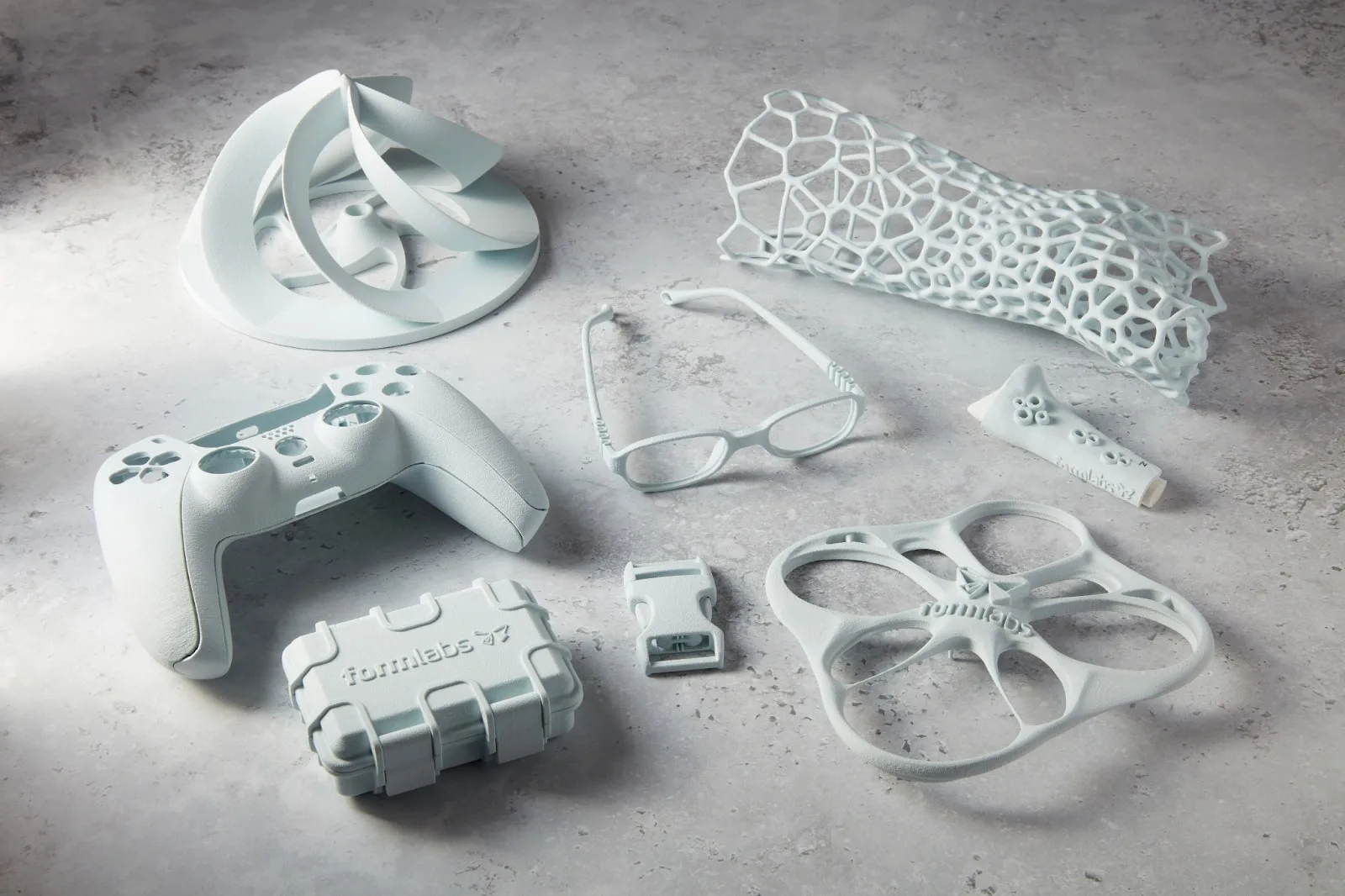 Бели детайли, отпечатани с Nylon 12 White Powder