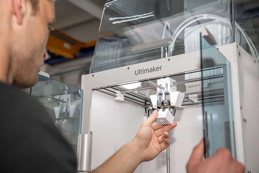 UltiMaker S6